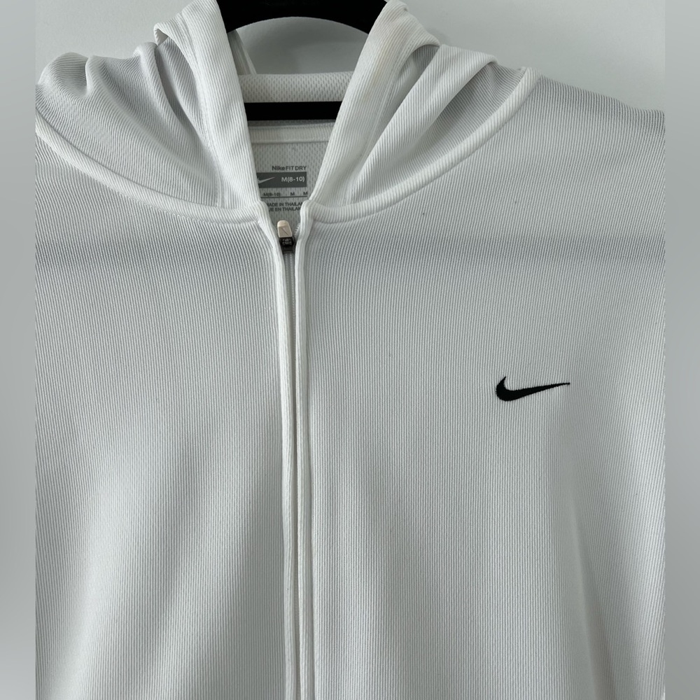 Nike Jacket womens FIT DRY with front pockets and hood - Picture 4 of 5